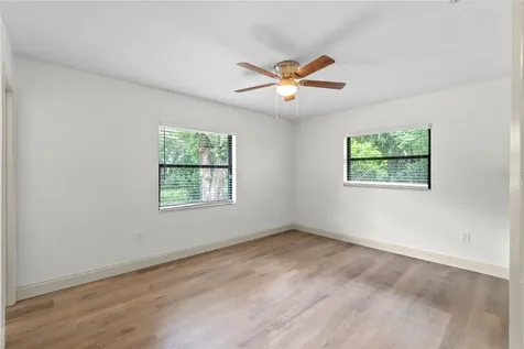 955 N Palm Circle Eustis FL 32726