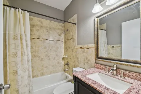 11505 Glenmont Drive Tampa FL 33635