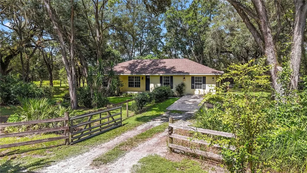 36079 Butternut Drive Webster FL 33597