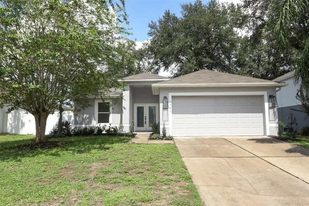 1721 W Marshall Lake Drive Apopka FL 32703