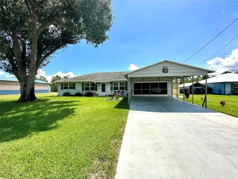 151 Johnson Avenue Lake Placid FL 33852