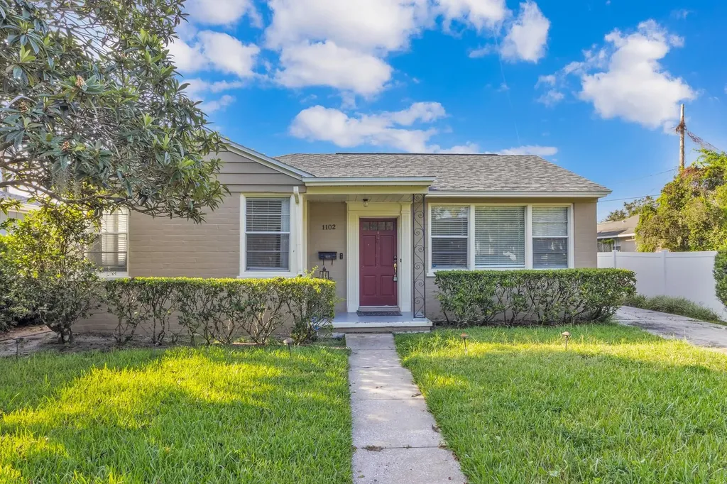 1102 Bryn Mawr Street Orlando FL 32804