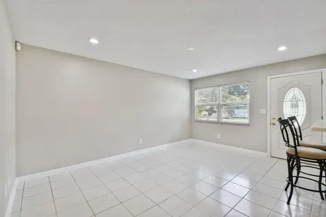 2526 29th Street N St Petersburg FL 33713