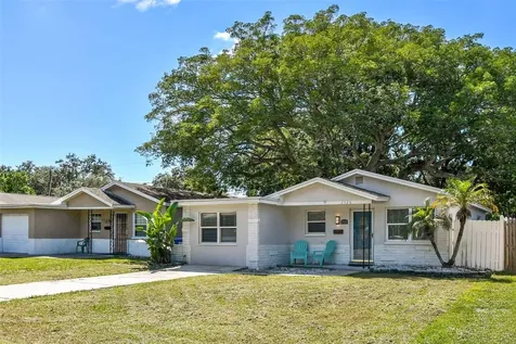 2526 29th Street N St Petersburg FL 33713