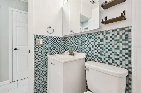 2526 29th Street N St Petersburg FL 33713