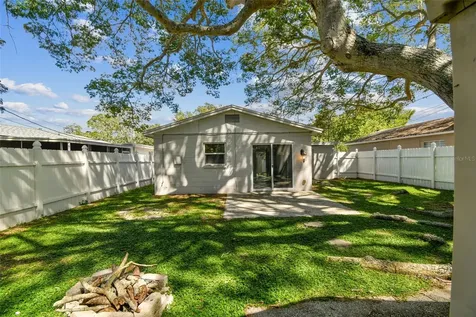 2526 29th Street N St Petersburg FL 33713
