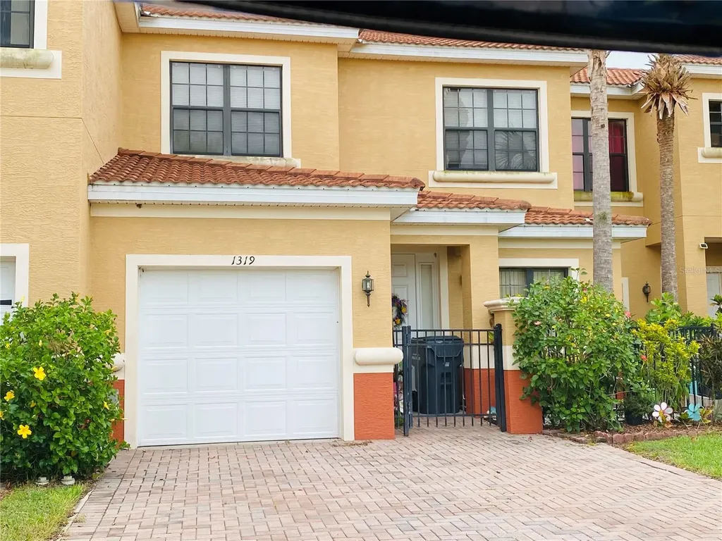 1319 Clove Drive Kissimmee FL 34759