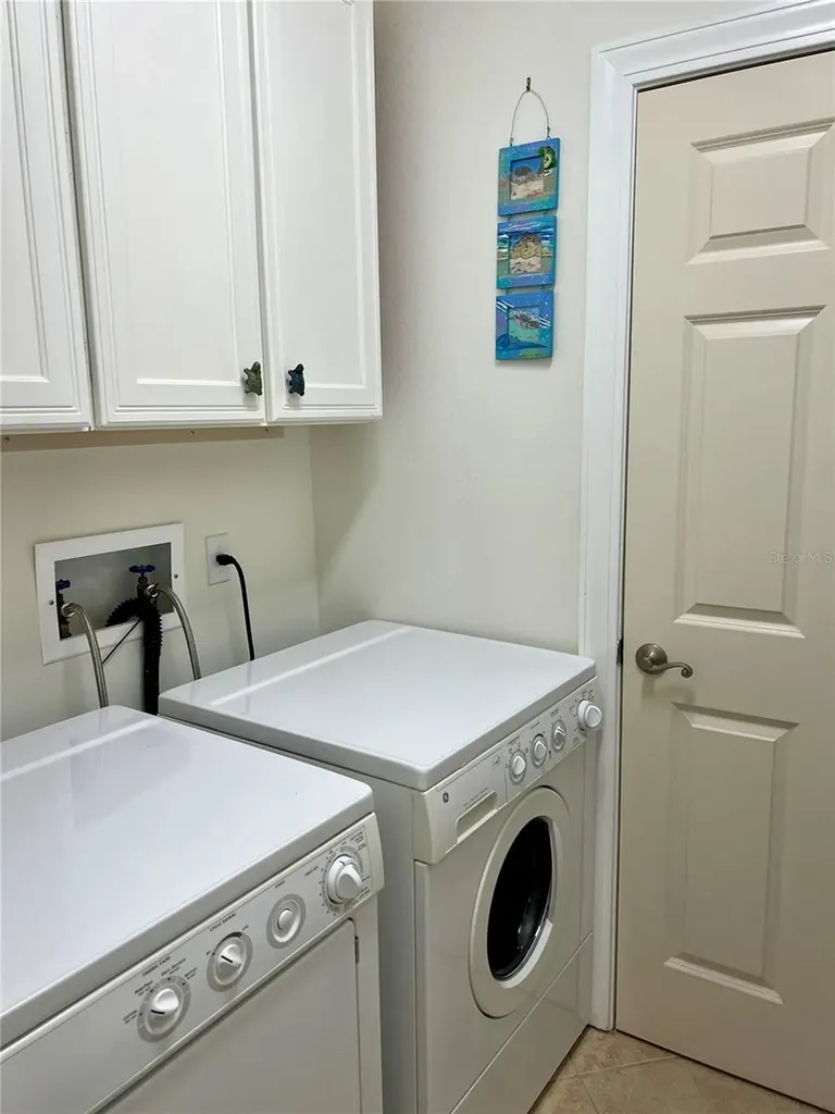 8561 Amberjack Circle Englewood FL 34224