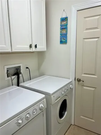 8561 Amberjack Circle Englewood FL 34224