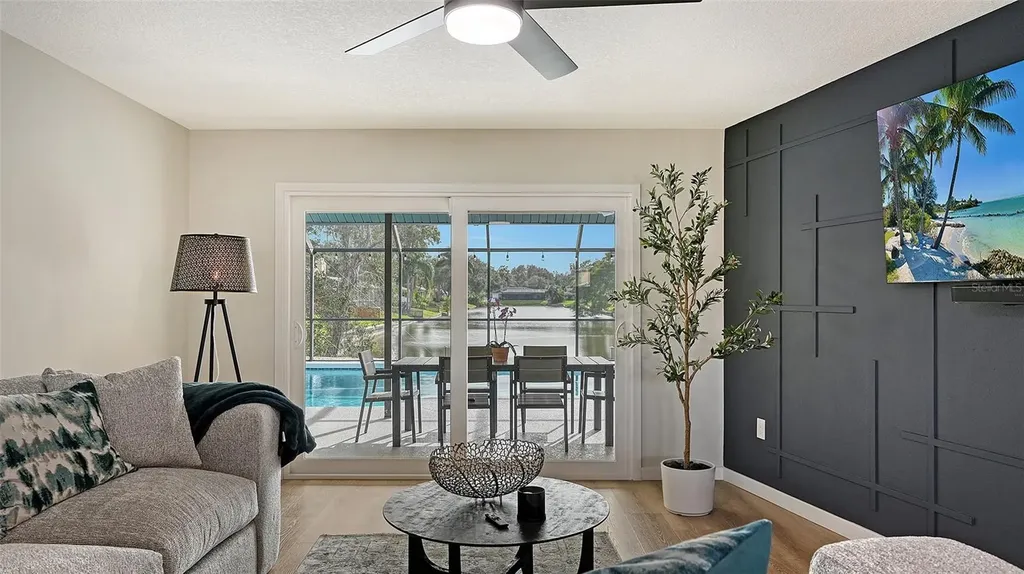 3924 Helene Street Sarasota FL 34233