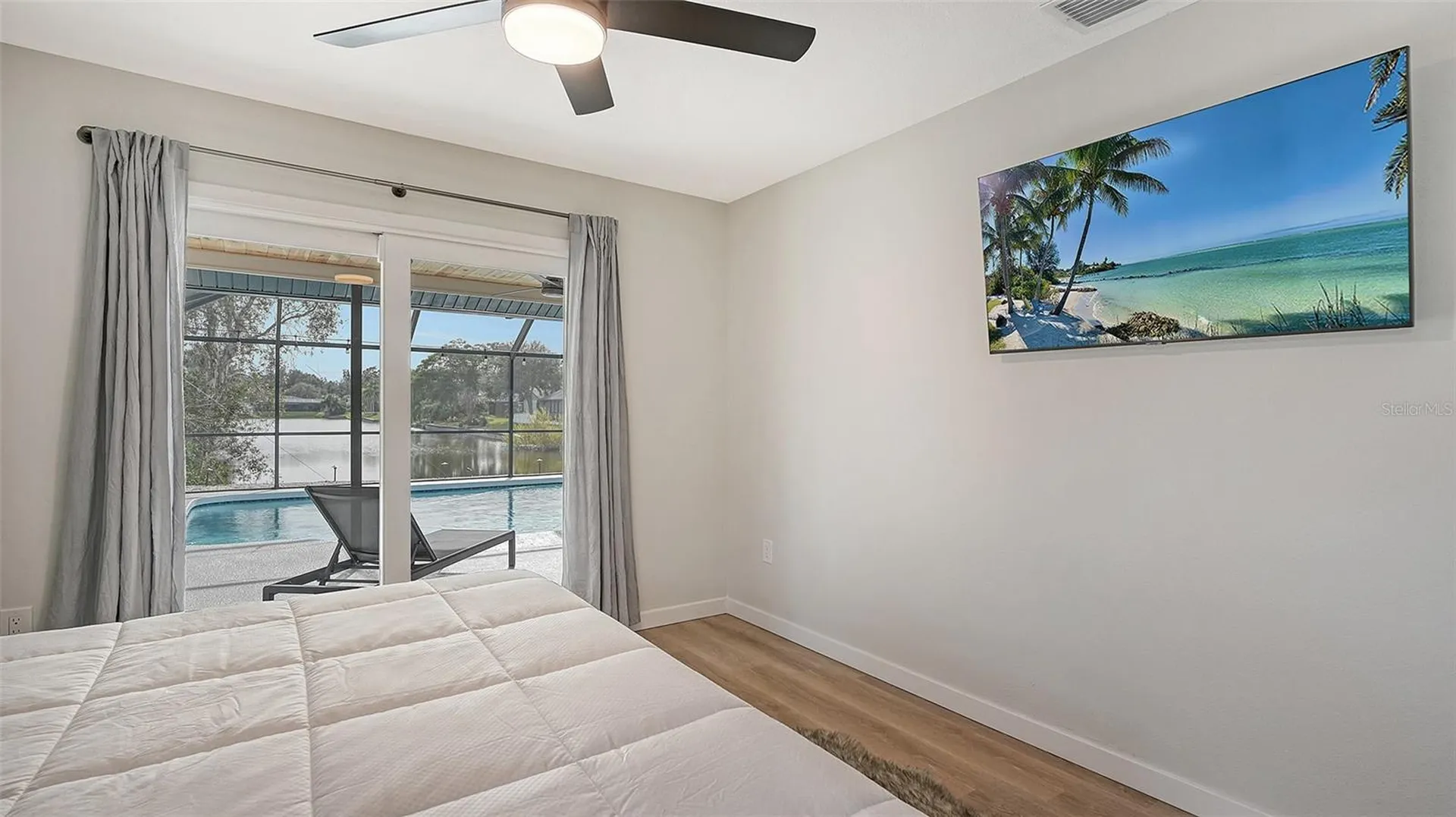 3924 Helene Street Sarasota FL 34233