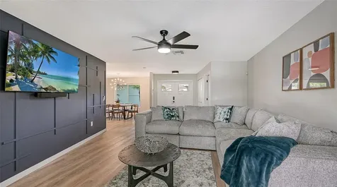 3924 Helene Street Sarasota FL 34233