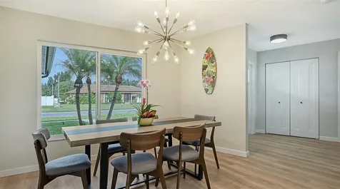 3924 Helene Street Sarasota FL 34233