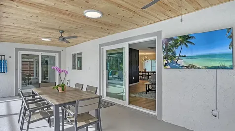 3924 Helene Street Sarasota FL 34233