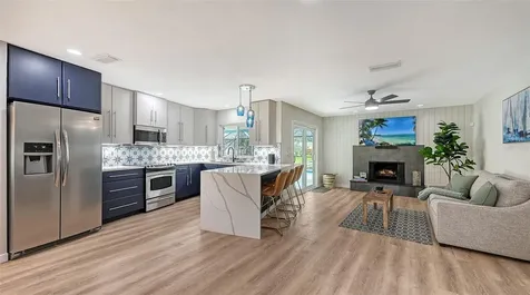 3924 Helene Street Sarasota FL 34233