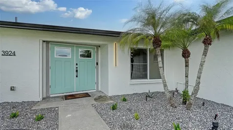 3924 Helene Street Sarasota FL 34233