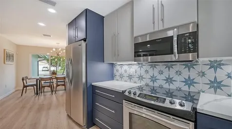 3924 Helene Street Sarasota FL 34233