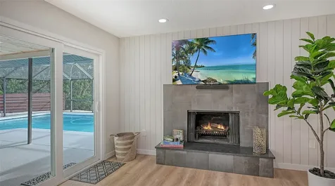 3924 Helene Street Sarasota FL 34233
