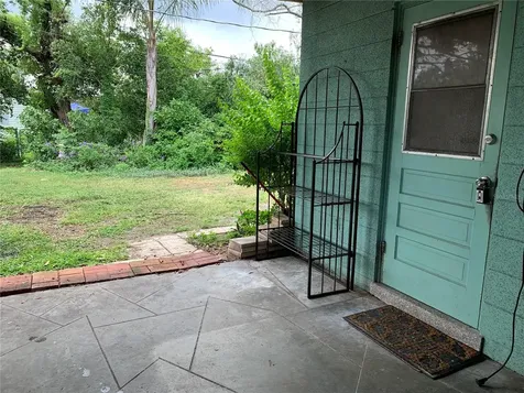 718 Gaston Foster Road Orlando FL 32807