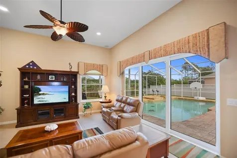 10215 Meadow Crossing Drive Tampa FL 33647