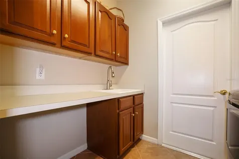 10215 Meadow Crossing Drive Tampa FL 33647