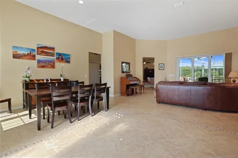 10215 Meadow Crossing Drive Tampa FL 33647