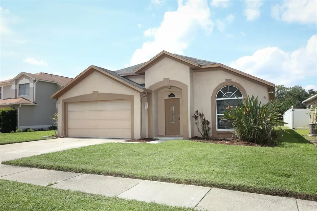 1604 Slash Pine Place Oviedo FL 32765