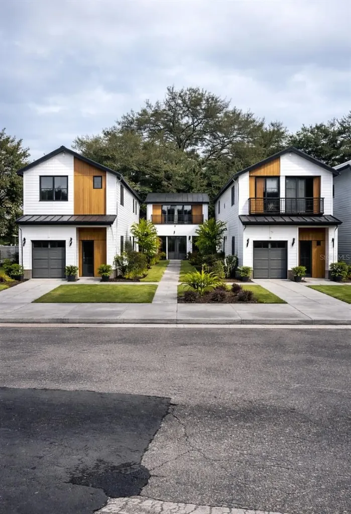 31ST Street S St Petersburg FL 33712