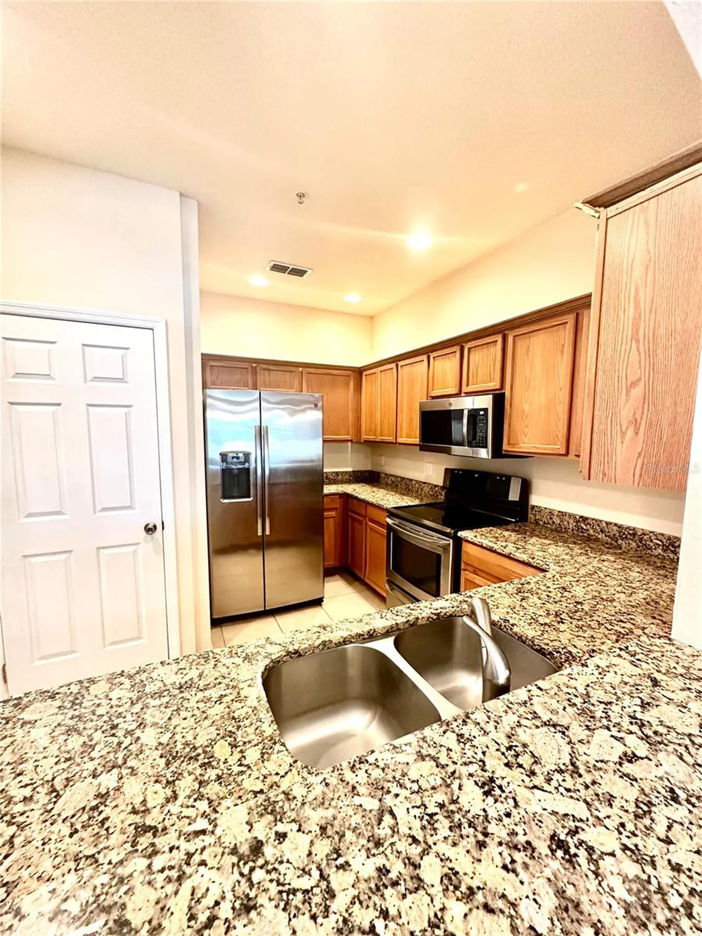 3008 Ashland Lane S Kissimmee FL 34741
