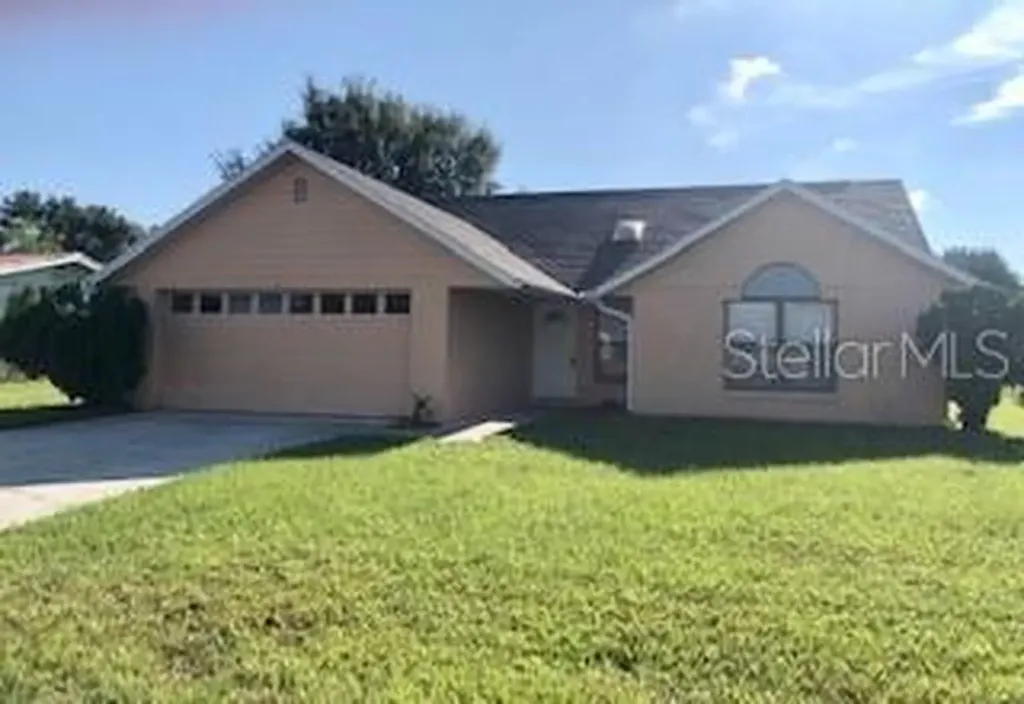 6 Carmona Way Kissimmee FL 34758