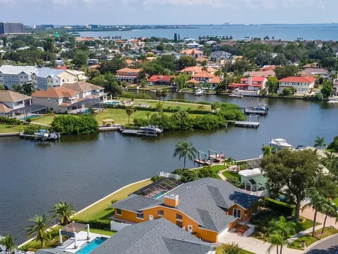 4153 Saltwater Boulevard Tampa FL 33615