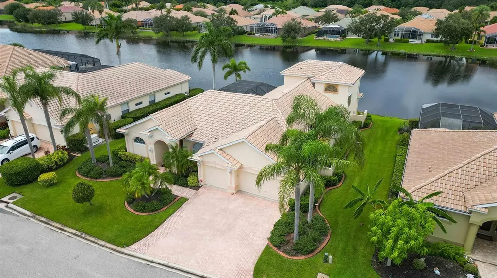 2950 Bravura Lake Drive Sarasota FL 34240
