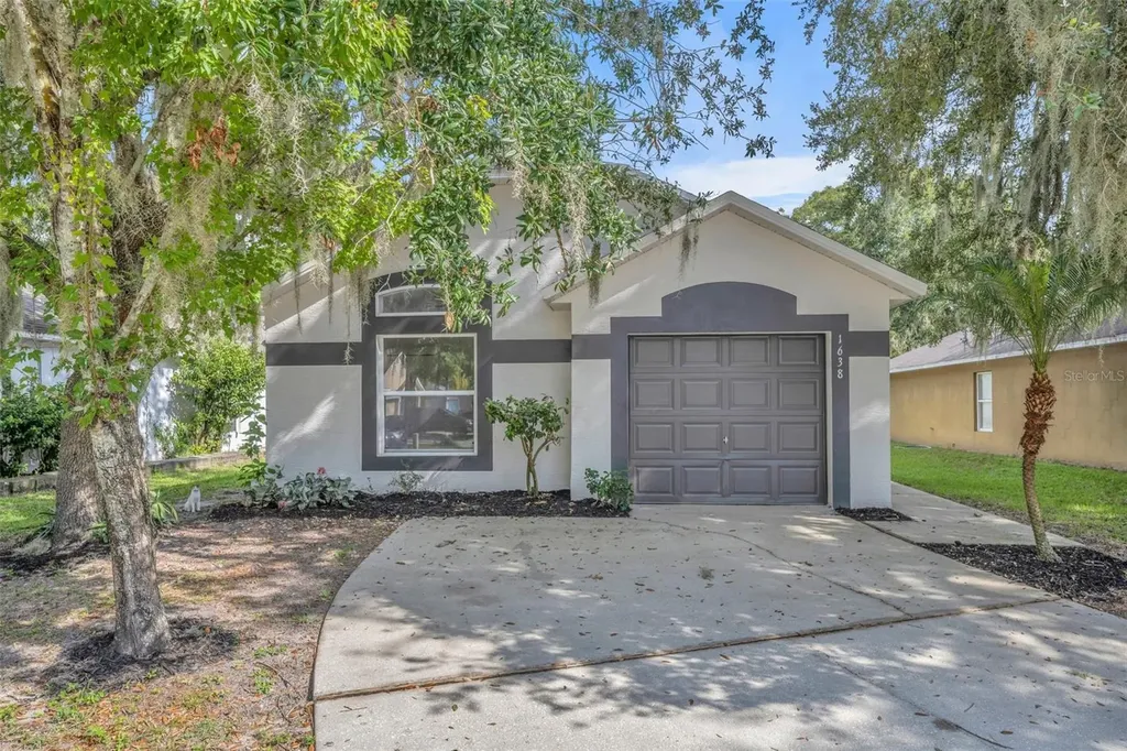 1638 Wekiva Crossing Boulevard Apopka FL 32703
