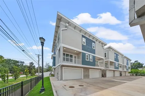 3702 W Roland Street Tampa FL 33609