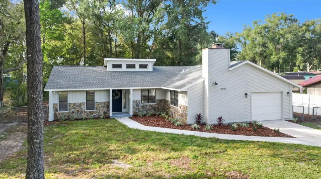 2310 NE 42nd Street Ocala FL 34479