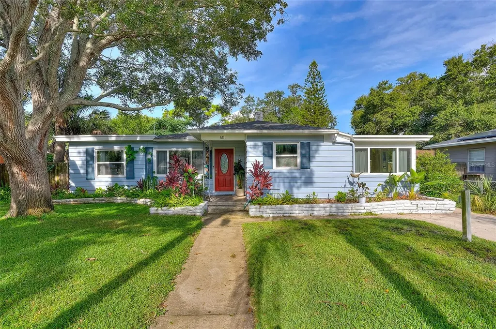 811 Hull Street S Gulfport FL 33707