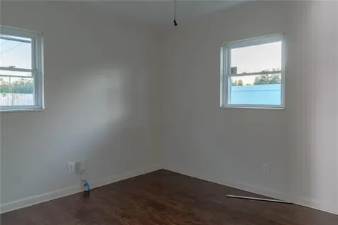 220 W Bougainvillea Avenue Tampa FL 33612