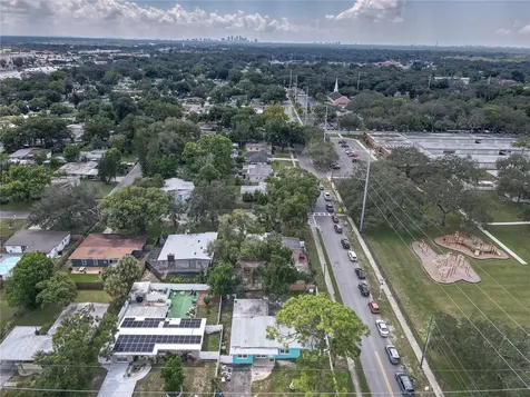 220 W Bougainvillea Avenue Tampa FL 33612