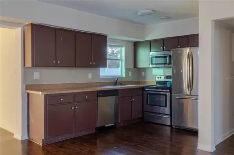220 W Bougainvillea Avenue Tampa FL 33612