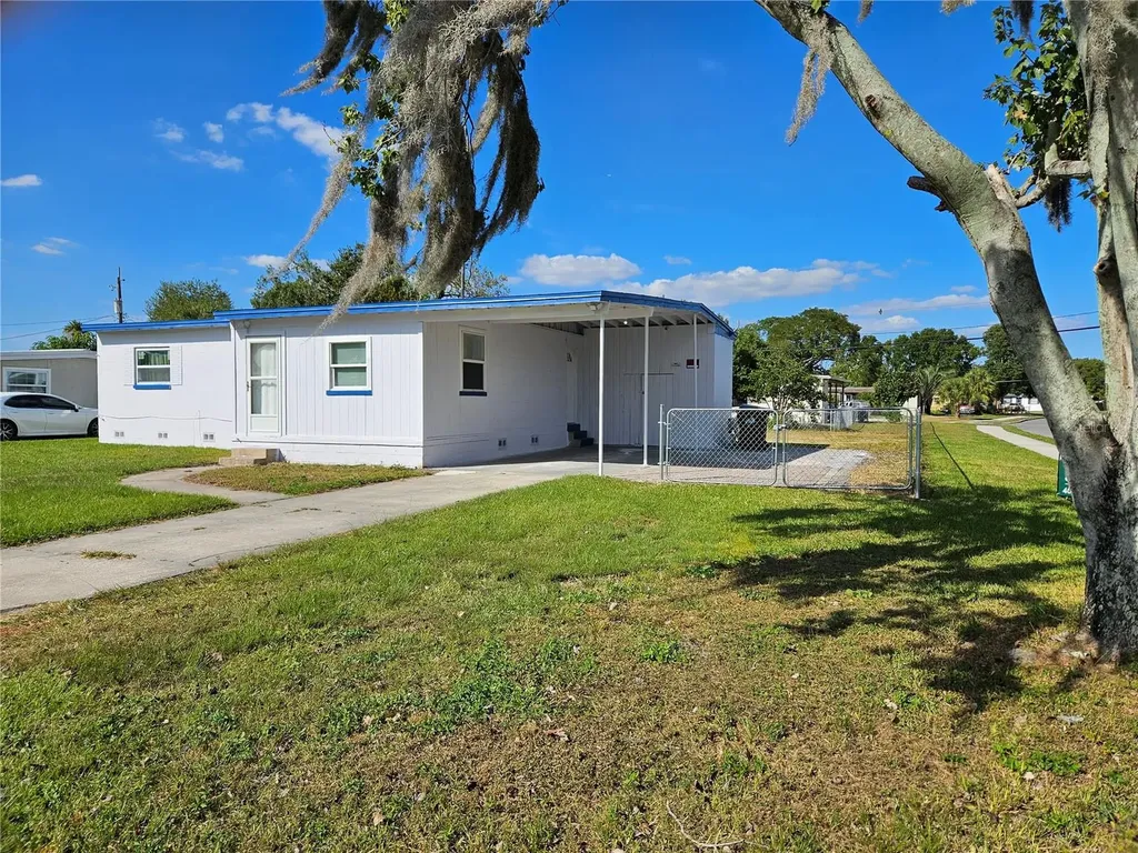 4303 Ravinnia Drive Orlando FL 32809