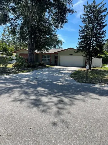 1742 Sharondale Drive Clearwater FL 33755