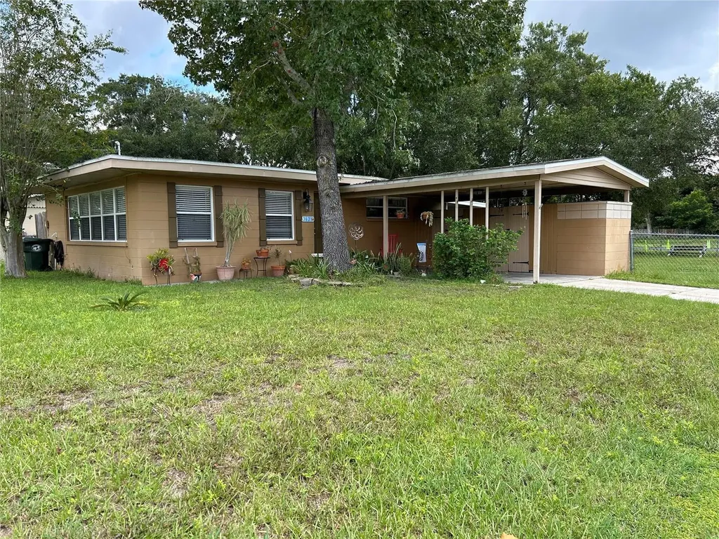 1621 Verona Street Kissimmee FL 34741
