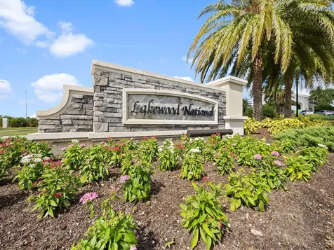 5623 Mulligan Way Lakewood Ranch FL 34211