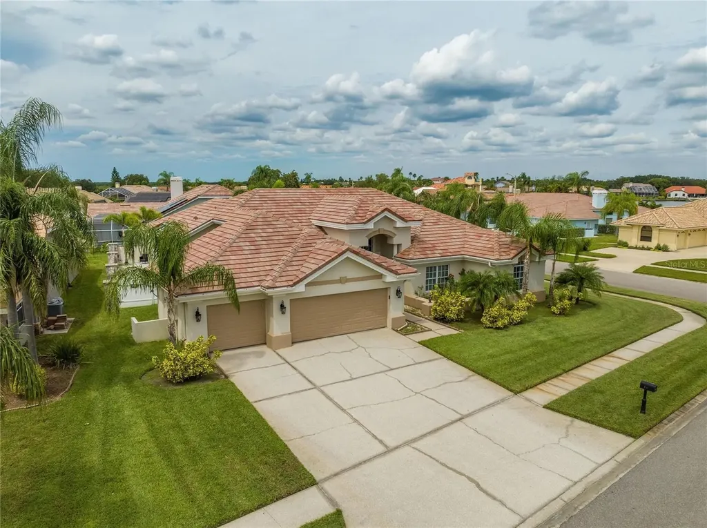 10301 Manta Way Tampa FL 33615