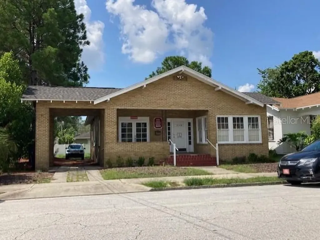 2106 W Cass Street Tampa FL 33606