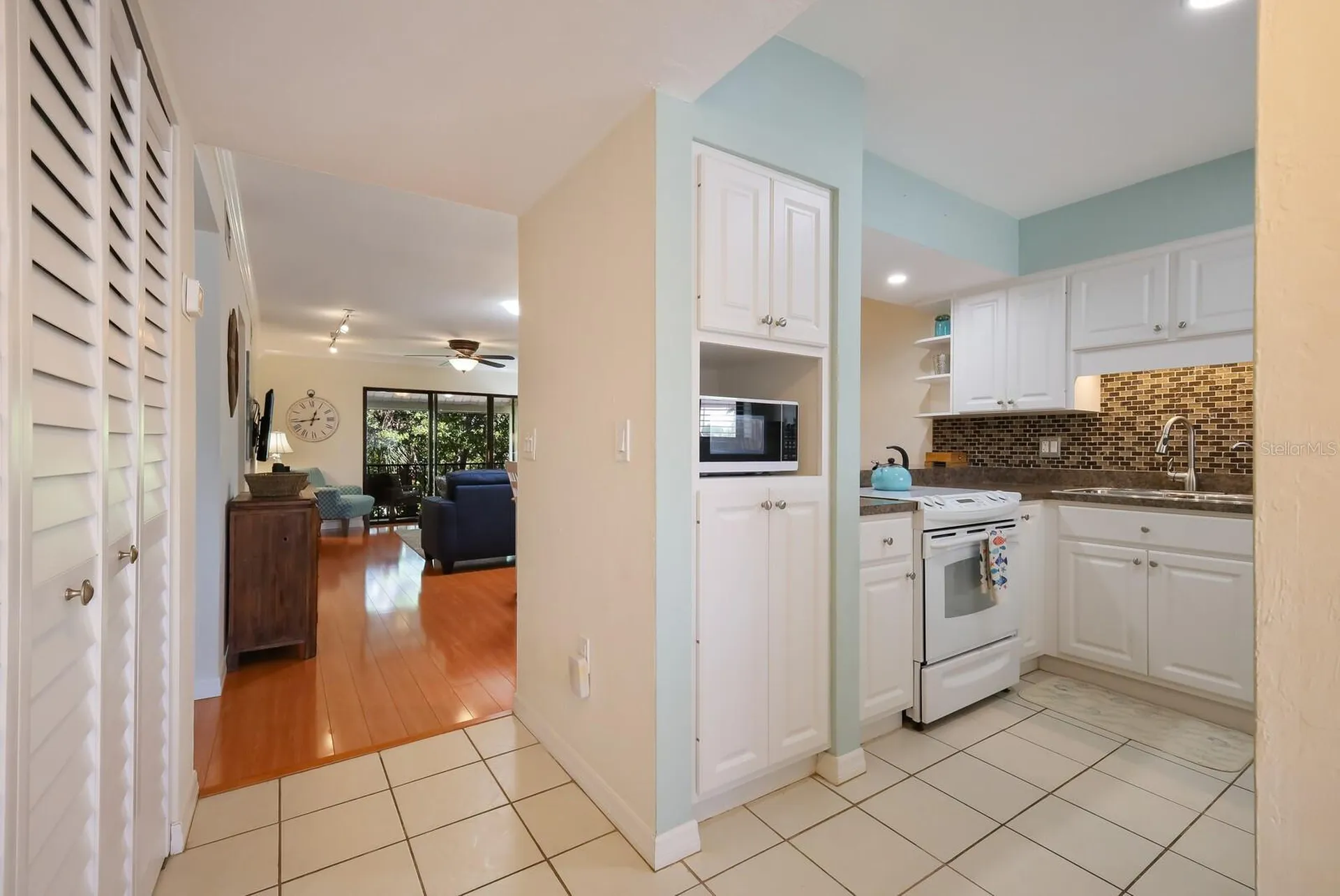 1801 Gulf Drive N Bradenton Beach FL 34217