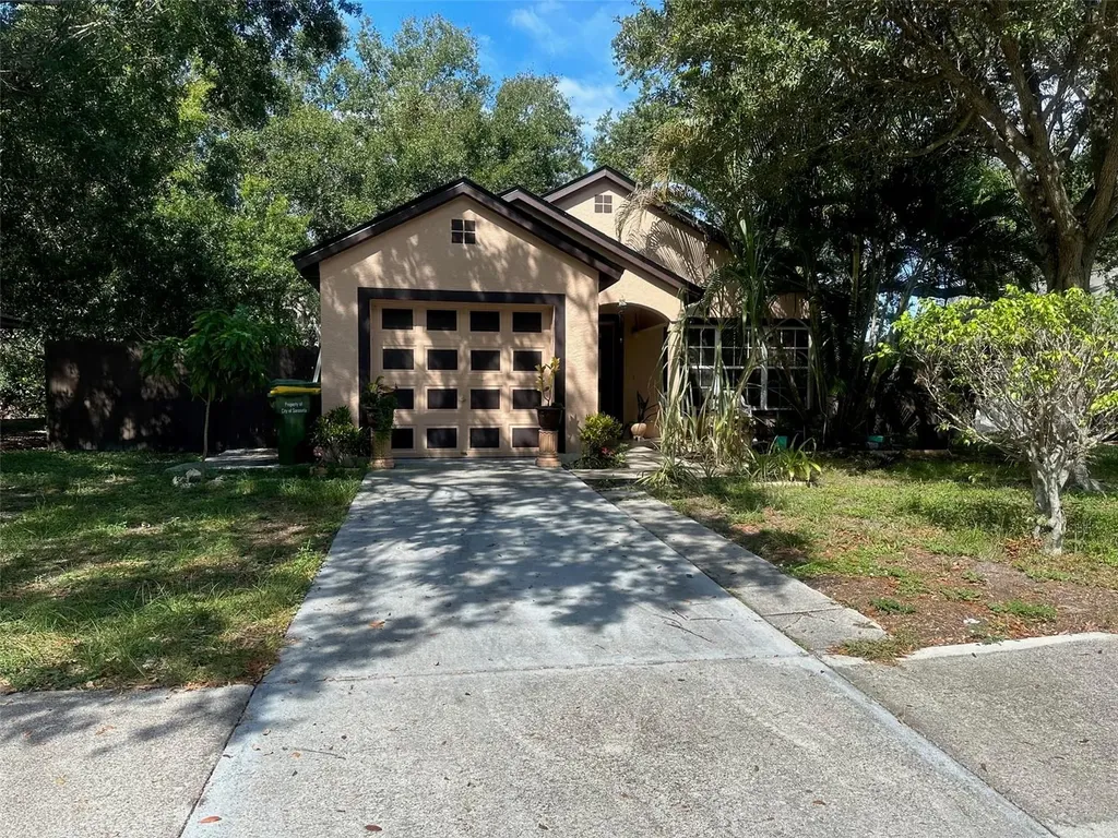 1067 N Jefferson Avenue Sarasota FL 34237