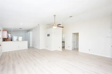 455 36th Avenue N St Petersburg FL 33704