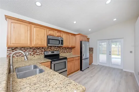 455 36th Avenue N St Petersburg FL 33704