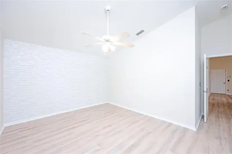 455 36th Avenue N St Petersburg FL 33704